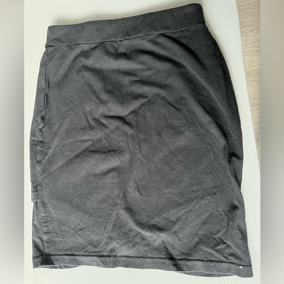 TNA skirt - Picture 2 of 3